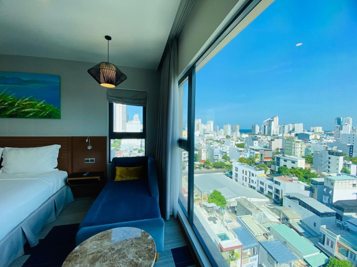 Nam Hotel & Residences Дананг Екстериор снимка