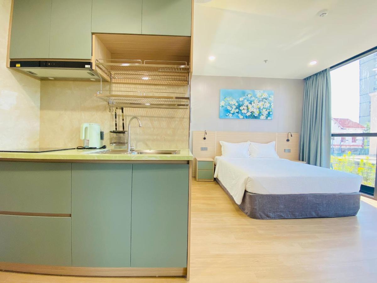 Nam Hotel & Residences Дананг Екстериор снимка