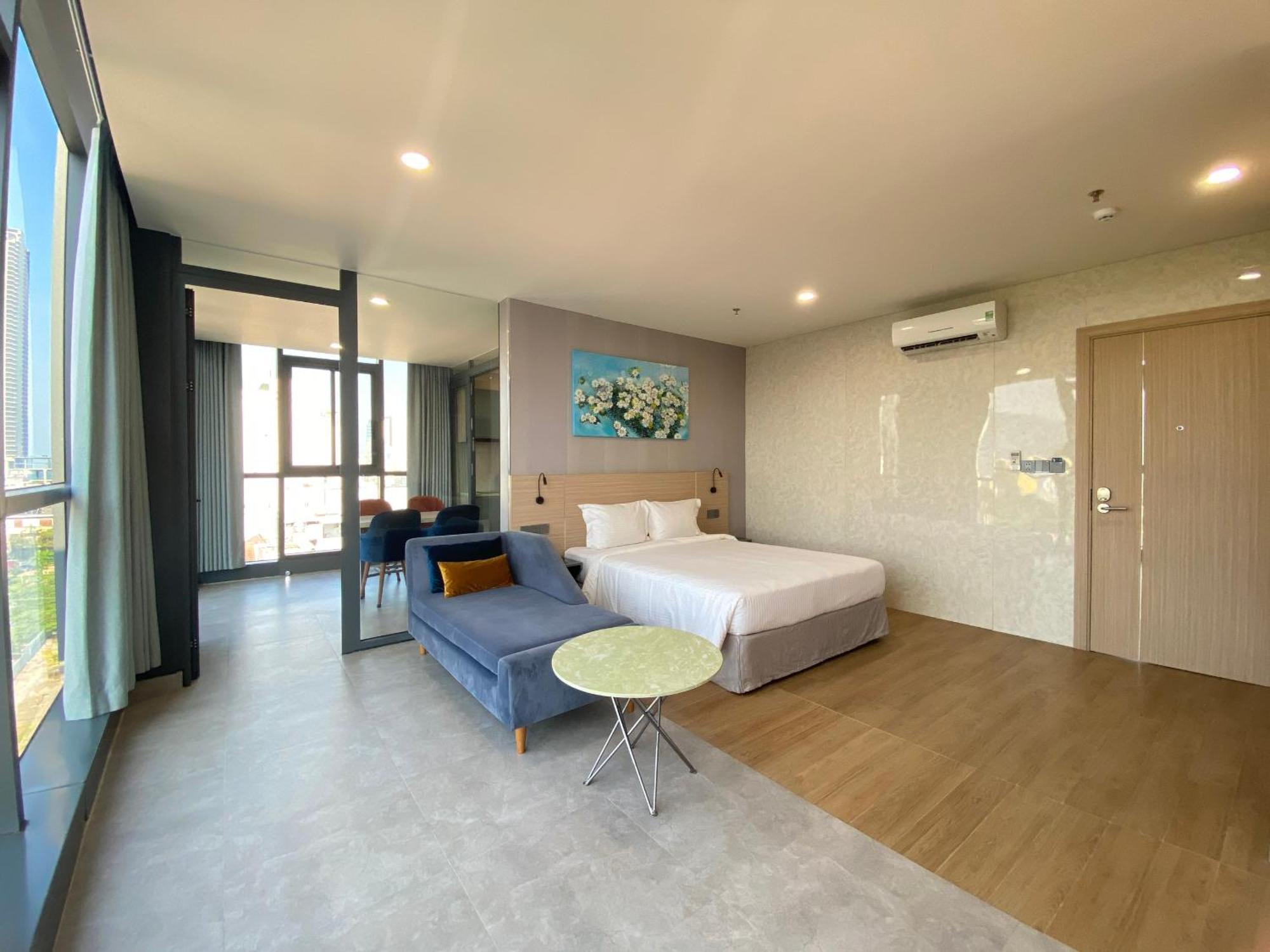 Nam Hotel & Residences Дананг Екстериор снимка
