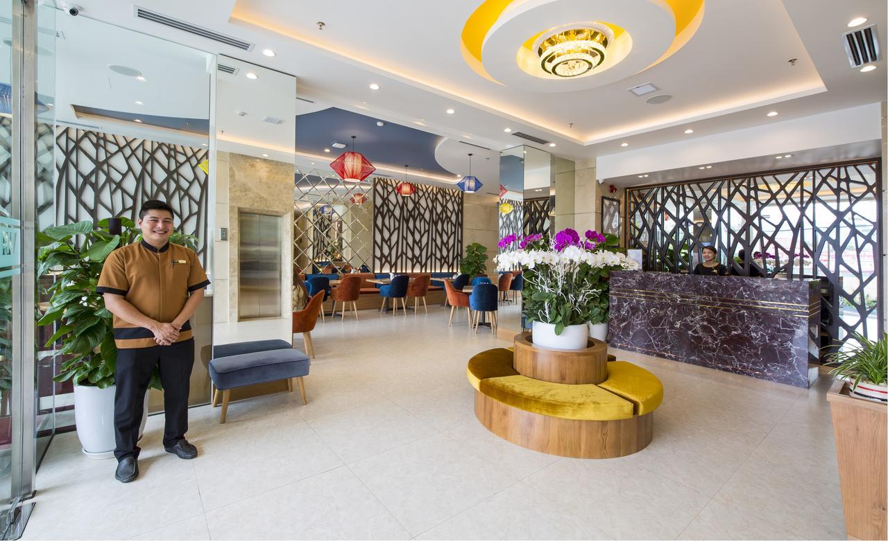 Nam Hotel & Residences Дананг Екстериор снимка